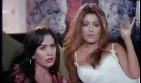 یک مرد مسن مستاجر خود را در حمام تماشا می کند لینک کانال فیلم سکسی در تلگرام