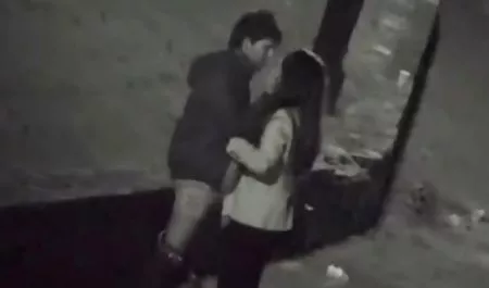 در حین شست و شوی قدیمی لینک کانال داستانهای سکسی ، نامادری هجده ساله زمزمه کرد